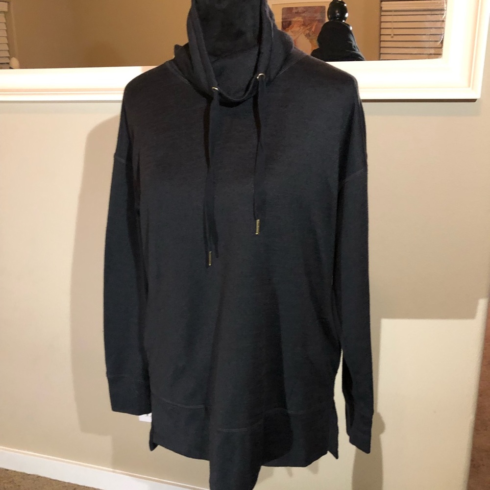 Old navy, black cowl neck sweater/sweatshirt with pockets. Size small